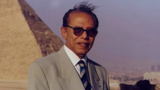 مصطفى محمود